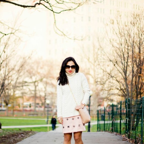 Ann Taylor Bejeweled Blush Pink Satin Shift Dress Wedding Guest Royalty Size 2 - Picture 15 of 16